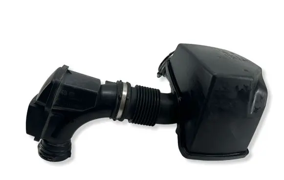 BMW 1 F20 F21 Intake resonator 10737810