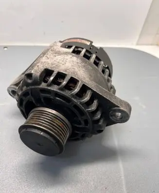 Alfa Romeo 159 Generator/alternator 51764265