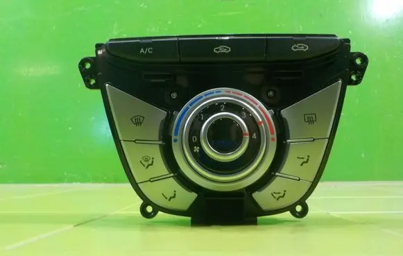 Hyundai ix20 Other switches/knobs/shifts 972501K070GU XP157