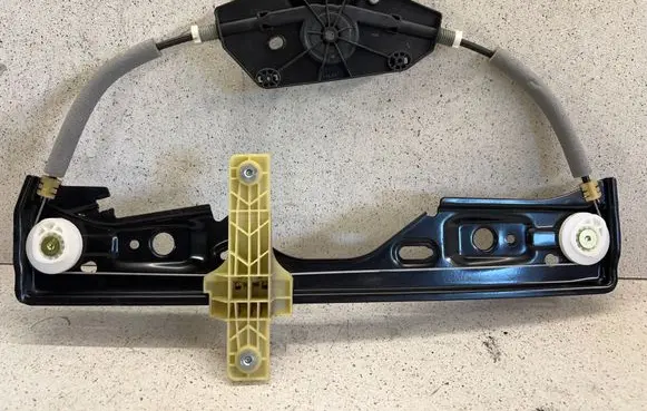 Jeep Compass Front window lifting mechanism without motor 57951