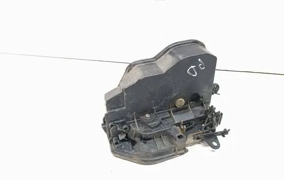 BMW X5 E70 Front door lock 7318416