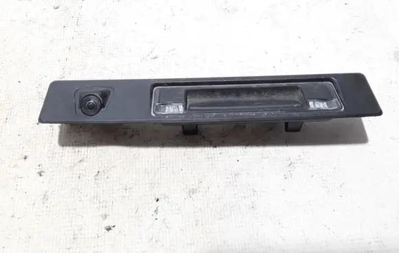 Tailgate opening switch