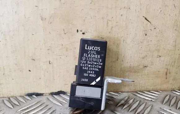 Opel Frontera B Other relay 52010128