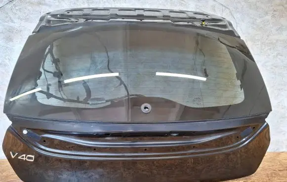 Volvo V40 Tailgate/trunk/boot lid