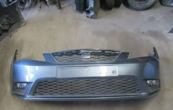 Seat Leon (5F) Front bumper 5F0807221 14884SG4