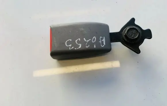 Mazda Premacy Rear seatbelt buckle