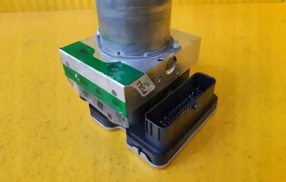Audi A4 S4 B9 8W ABS Pump 8W0907379AR 957203