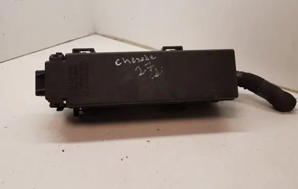 Jeep Cherokee Fuse module 96555J