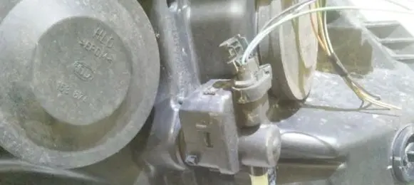 Headlight level adjustment motor