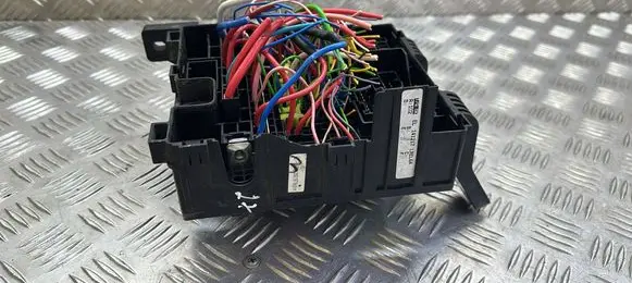 Hyundai ix35 Fuse module 913132Y541