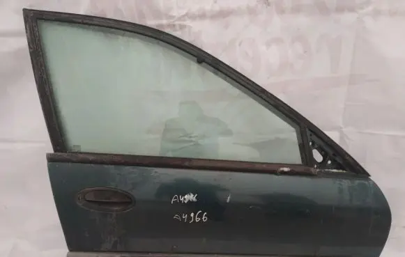 Renault Laguna I Front door