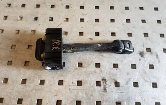BMW 3 F30 F35 F31 Front door check strap stopper 7311339