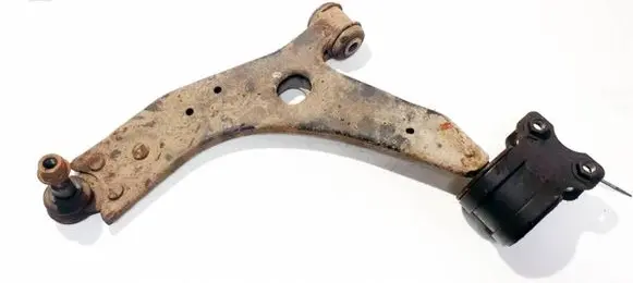 Ford Focus Front lower control arm/wishbone