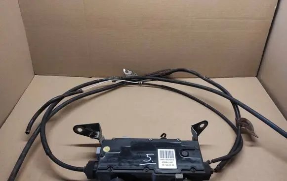 Renault Espace IV Hand brake/parking brake motor 8200611957 101480238