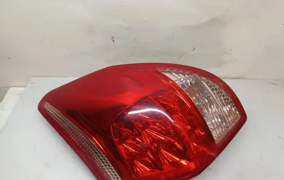 Toyota RAV 4 (XA30) Rear/tail lights