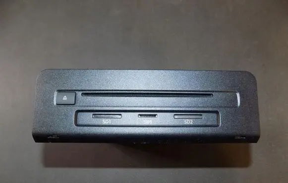 Audi Q5 SQ5 CD/DVD changer 8W5035039B