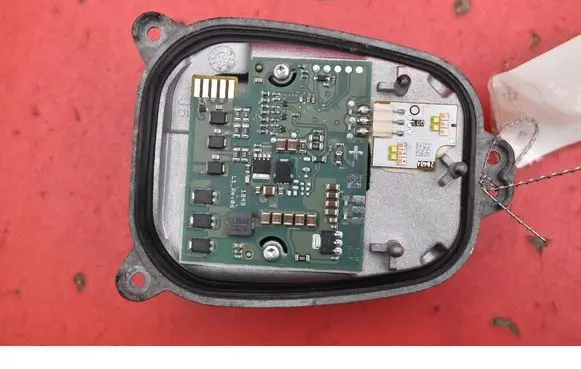 Opel Insignia A Voltage converter/converter module 10500020030