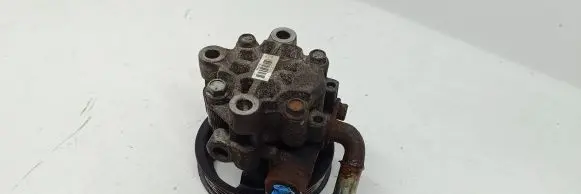 Toyota RAV 4 (XA20) Power steering pump