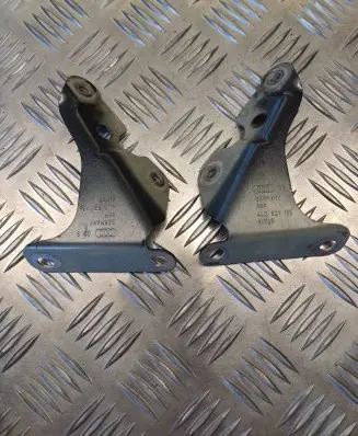 Audi Q7 4L Fender mounting bracket 4L0821135 4L0821136
