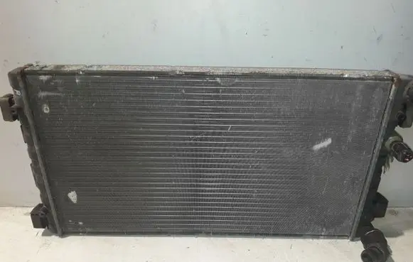 Seat Alhambra (Mk1) Coolant radiator