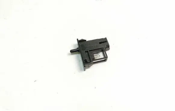 Lexus RX 330 - 350 - 400H Glove box light 8126033030