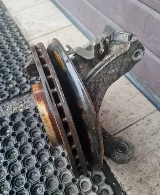 Volkswagen PASSAT CC Front wheel hub spindle knuckle