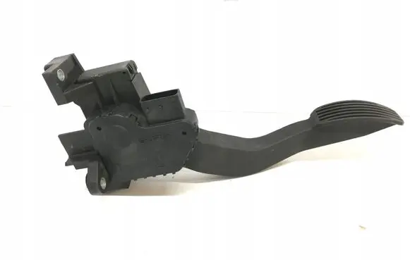 Iveco Daily 4th gen Accelerator throttle pedal 5801333490