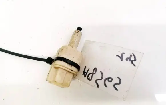 Toyota Avensis T250 Brake pedal sensor switch