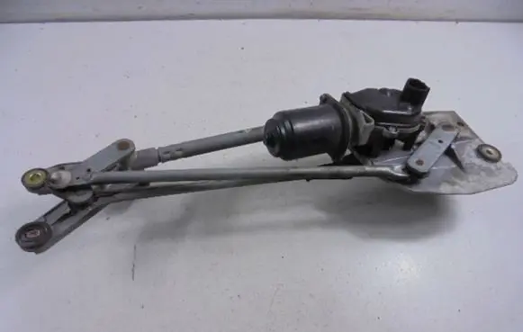 Nissan X-Trail T30 Front wiper linkage 