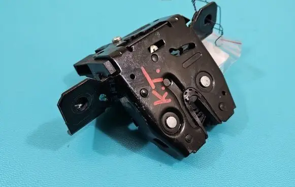 Opel Mokka Tailgate/trunk/boot lock/catch/latch 13511954 IMPRK1490092