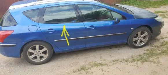 Peugeot 407 Rear door window glass AS2