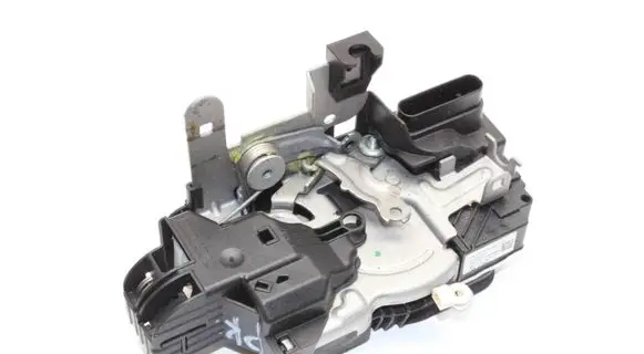 Volvo V40 Coupe door lock (next to the handle) 31440391