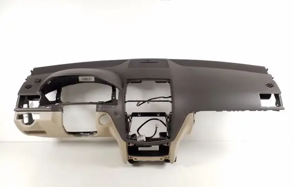 Mercedes-Benz C W204 Dashboard A2046803787
