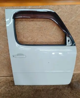 Nissan Cube Z11 Front door