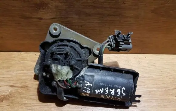 Nissan Serena Wiper motor