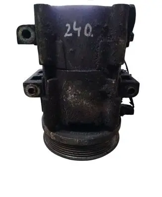 Ford Mondeo Mk III Air conditioning (A/C) compressor (pump) 1S7H-19D629-EA
