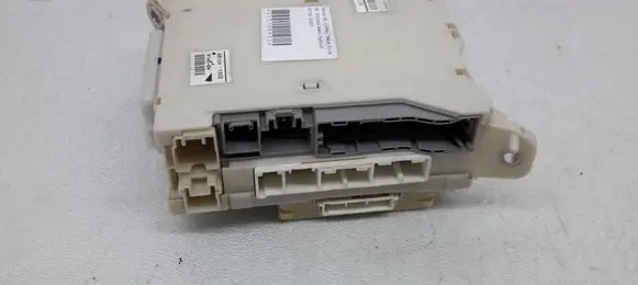 Lexus GS 300 350 430 450H Other control units/modules 8273030620