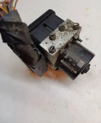 Volkswagen Touran I ABS Pump 1K0614517AC 10096003623