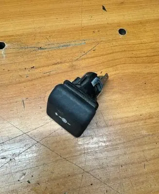 BMW 5 F10 F11 12 V Socket (rear) 