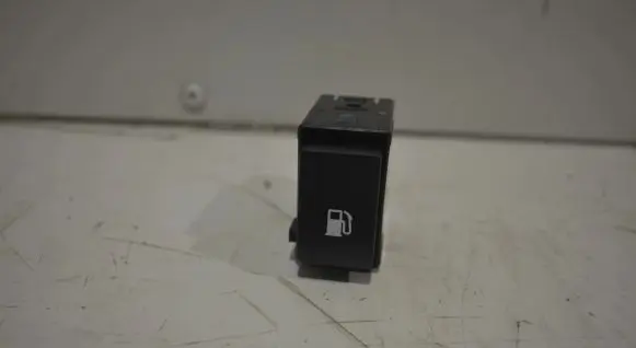 Lexus RX 450H Fuel tank opening switch 15C330