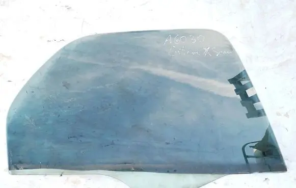 Citroen Xsara Picasso Rear door window glass