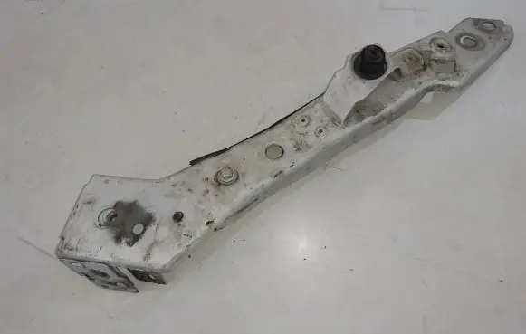 Renault Megane III Headlight/headlamp mounting bracket 6251306E