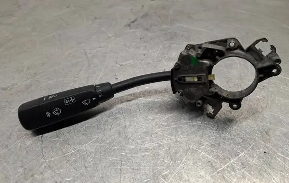 Mercedes-Benz CLK A208 C208 Wiper control stalk A2105450110