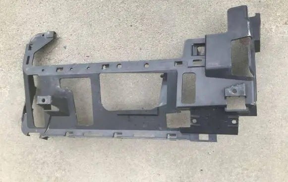 Peugeot Traveller Rear bumper mounting bracket 9810782980 1596673X