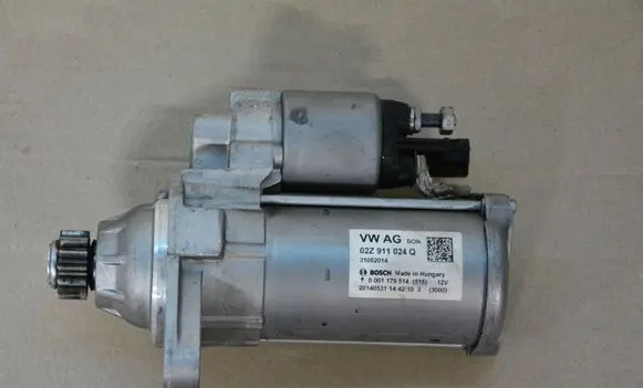 Volkswagen Golf VII Starter motor 02Z911024Q