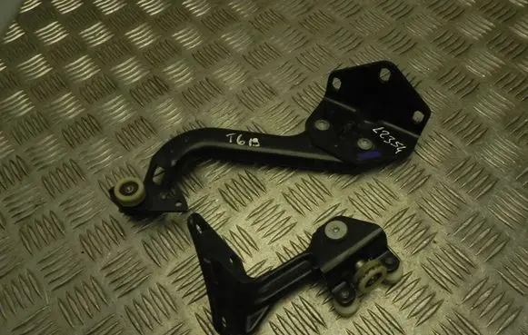 Mercedes-Benz Sprinter W907 W910 Front door upper hinge A9077604100