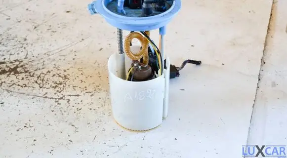Audi A3 S3 8P In-tank fuel pump 1K0919051CL 1K0906093F A2C53323172