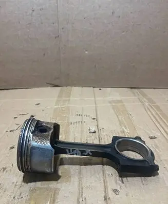 Volvo S40 Piston with connecting rod 40151