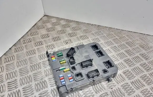 Peugeot 407 Fuse box set 9655221080 S120104700 BSIS0200