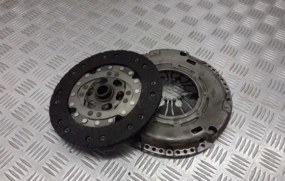 Skoda Octavia Mk1 (1U) Pressure plate 